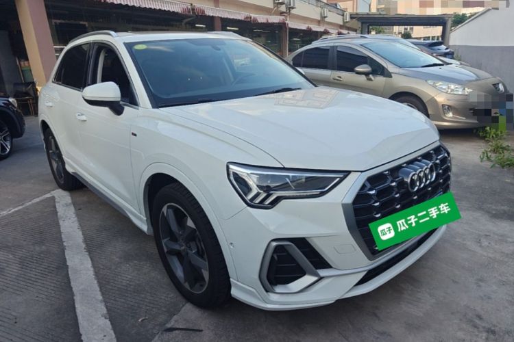 Used Audi Q3 2021 35 TFSI Fashion Dynamic Model Front Right 45 Deg