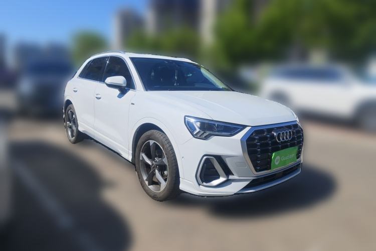 Used Audi Q3 2021 35 TFSI Progressive Dynamic Edition Front Right 45 Deg