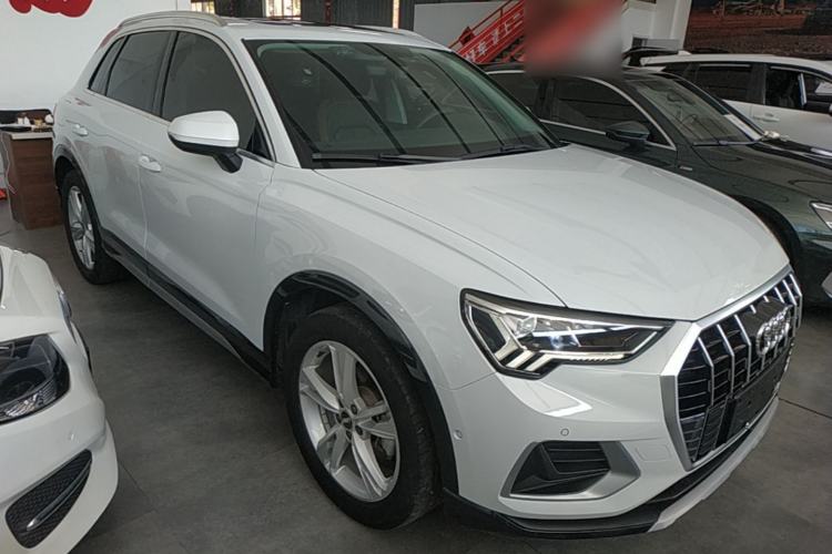 Used Audi Q3 2021 35 TFSI Fashionable and Elegant Model Front Right 45 Deg