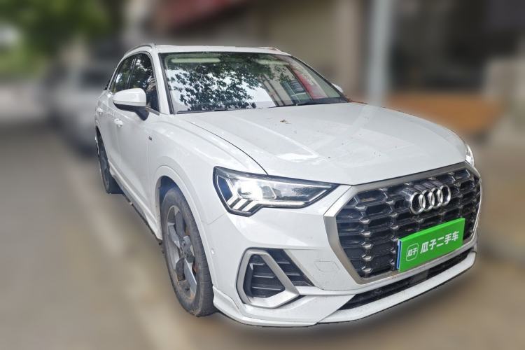 Used Audi Q3 2021 35 TFSI Fashion Dynamic Model Front Right 45 Deg