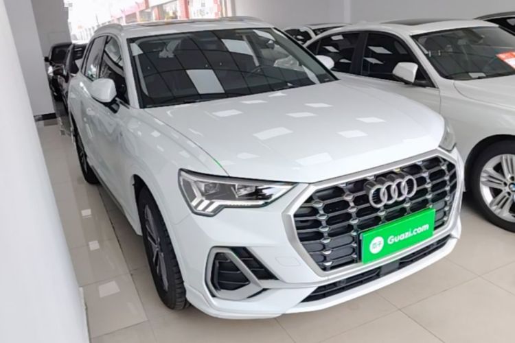 Used Audi Q3 2021 35 TFSI Progressive Dynamic Edition Front Right 45 Deg