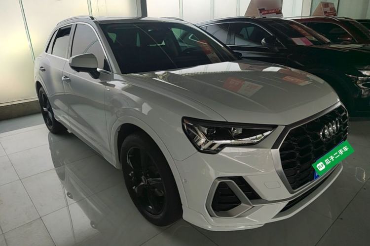 Used Audi Q3 2021 35 TFSI Fashion Dynamic Model Front Right 45 Deg