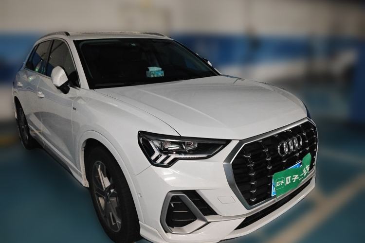 Used Audi Q3 2021 40 TFSI Fashion Dynamic Model Front Right 45 Deg