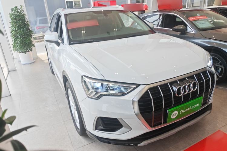 Used Audi Q3 2021 35 TFSI Fashionable and Elegant Model Front Right 45 Deg