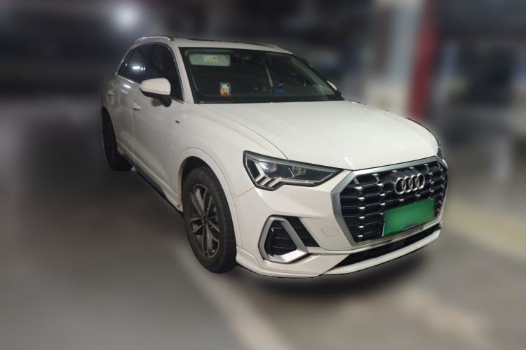 Used Audi Q3 2021 35 TFSI Progressive Dynamic Edition Front Right 45 Deg