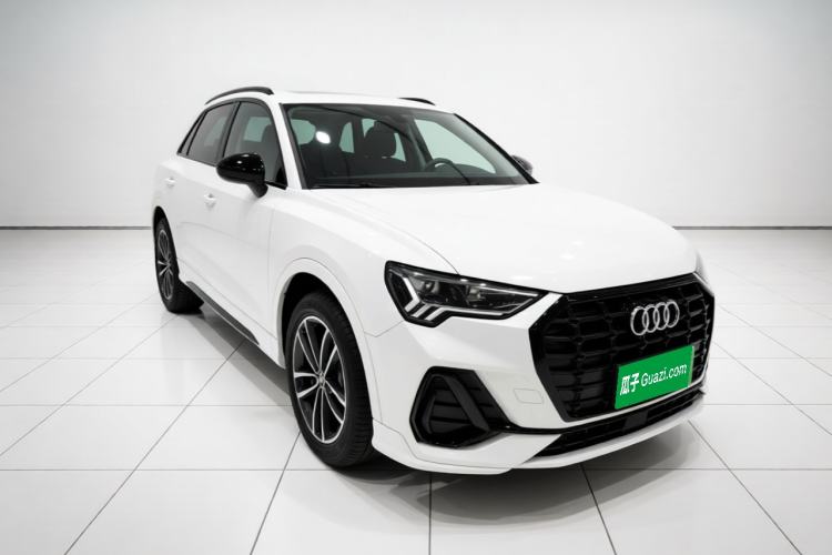 Used Audi Q3 2021 35 TFSI Progressive Dynamic Edition Front Right 45 Deg