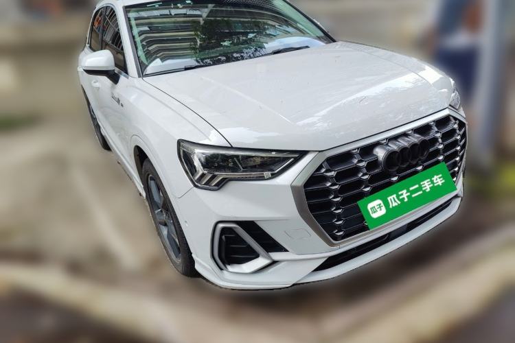 Used Audi Q3 2021 35 TFSI Fashion Dynamic Model Front Right 45 Deg