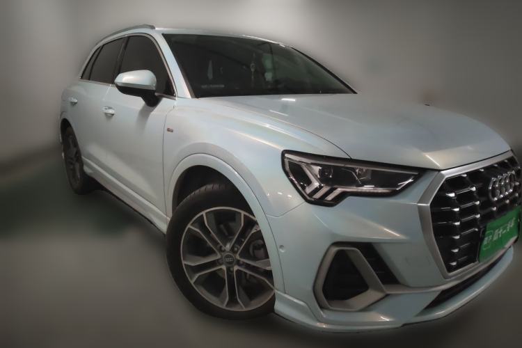 Used Audi Q3 2021 40 TFSI Fashion Dynamic Model Front Right 45 Deg