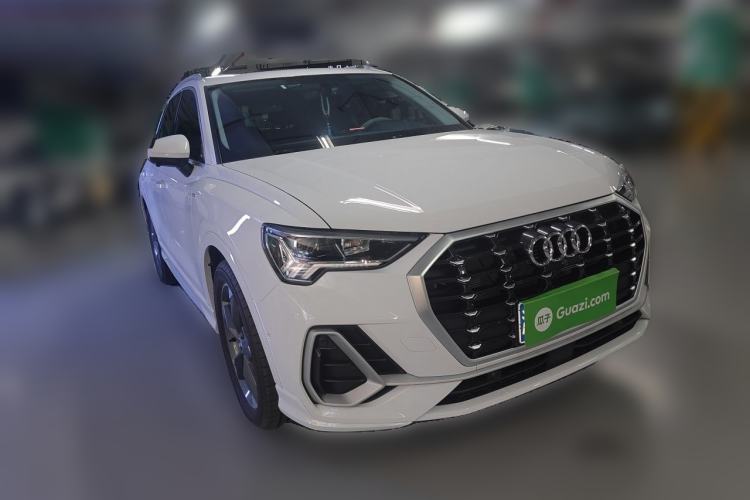 Used Audi Q3 2021 35 TFSI Fashion Dynamic Model Front Right 45 Deg