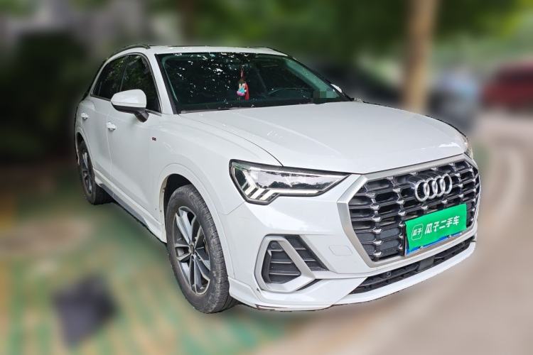 Used Audi Q3 2021 35 TFSI Progressive Dynamic Edition Front Right 45 Deg