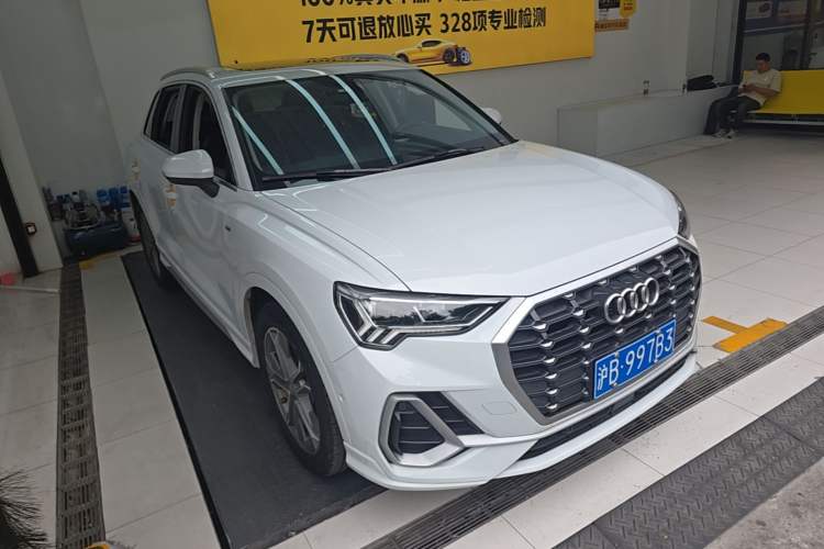 Used Audi Q3 2021 40 TFSI Fashion Dynamic Model Front Right 45 Deg