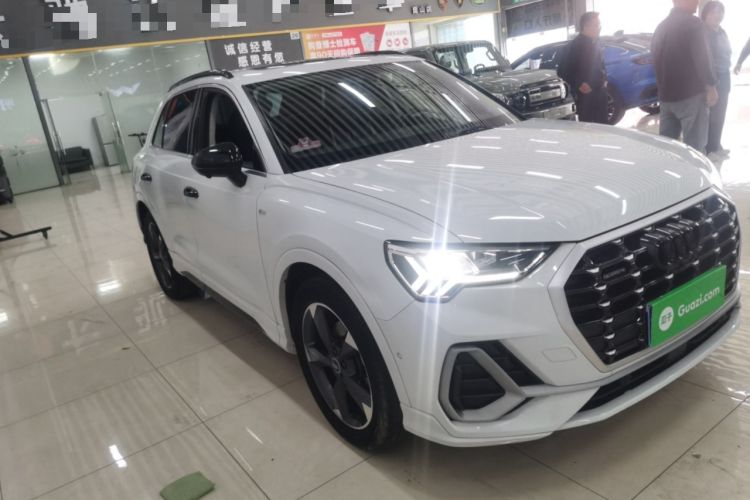 Used Audi Q3 2021 35 TFSI Fashion Dynamic Model Front Right 45 Deg