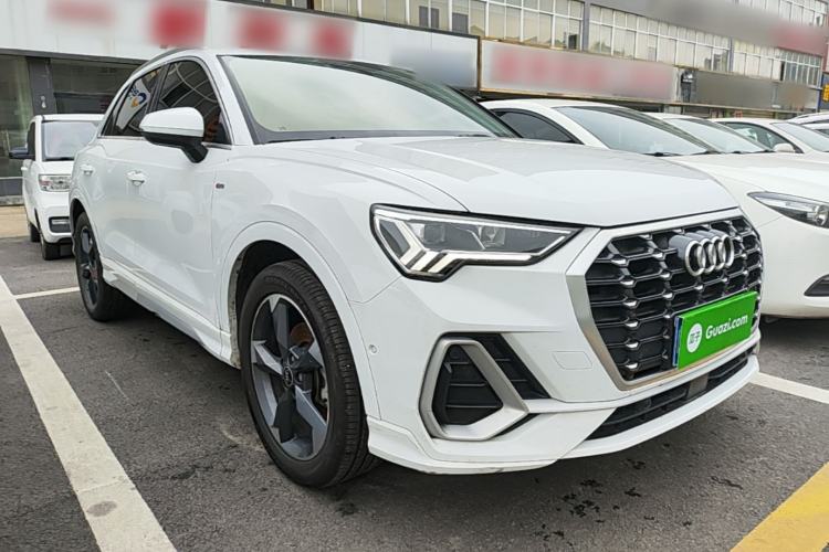 Used Audi Q3 2021 35 TFSI Fashion Dynamic Model Front Right 45 Deg