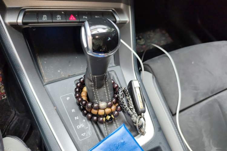 Used Audi Q3 2021 35 TFSI Fashion Dynamic Model Gear Lever