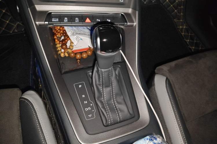 Used Audi Q3 2021 40 TFSI Fashion Dynamic Model Gear Lever