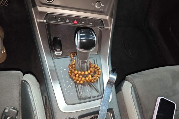 Used Audi Q3 2021 35 TFSI Fashion Dynamic Model Gear Lever