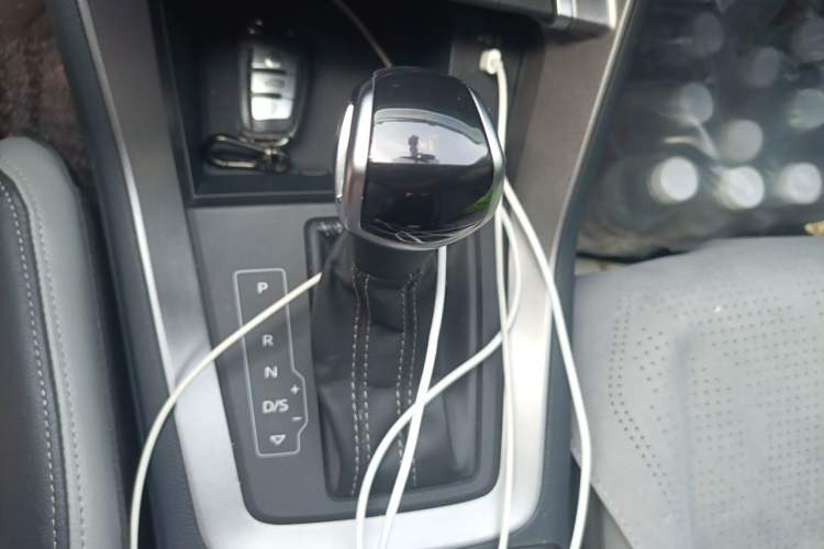 Used Audi Q3 2021 35 TFSI Fashion Dynamic Model Gear Lever