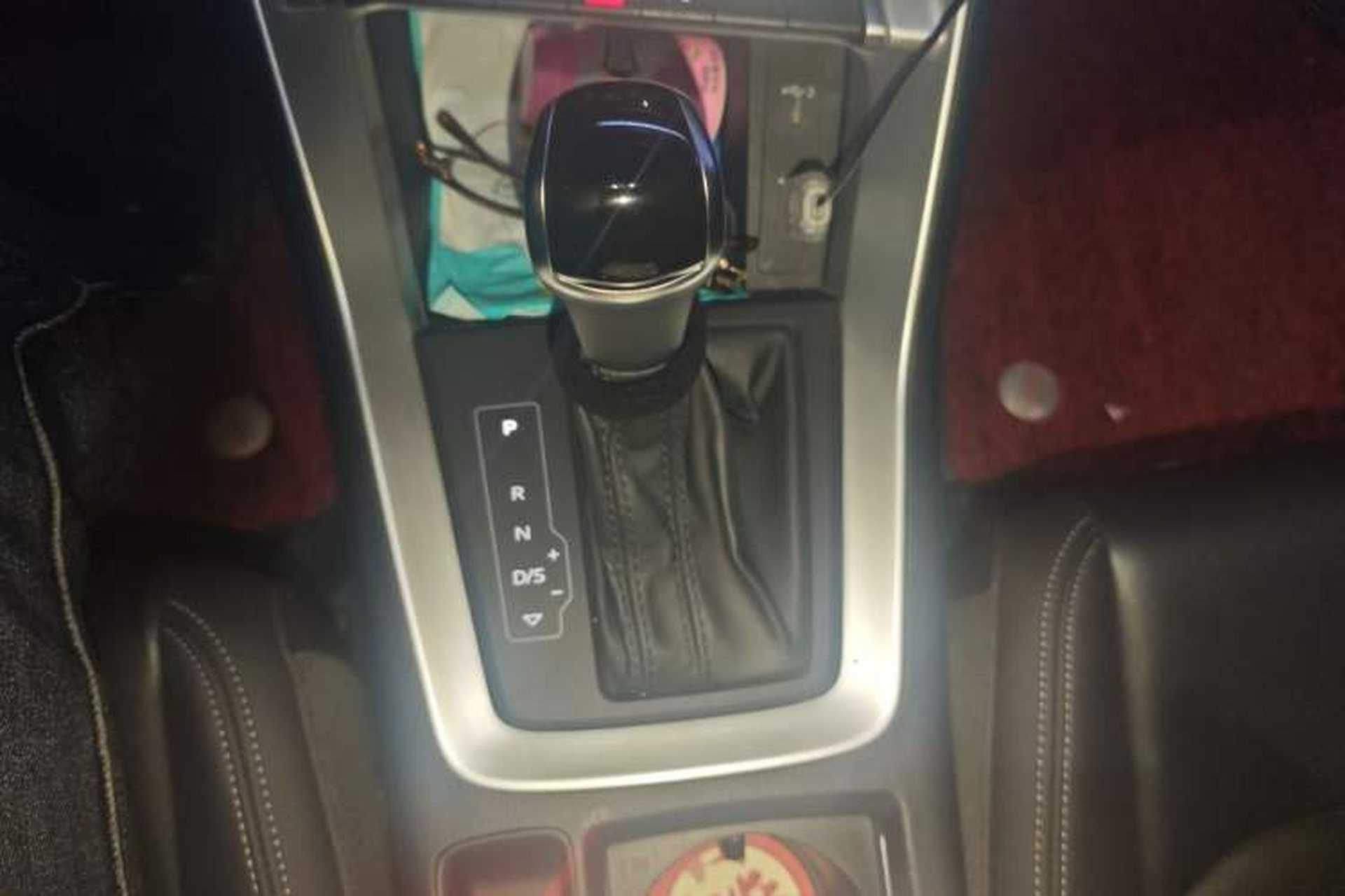 Used Audi Q3 2021 35 TFSI Advanced Style Edition Gear Lever