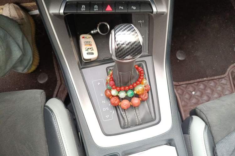 Used Audi Q3 2021 35 TFSI Fashion Dynamic Model Gear Lever