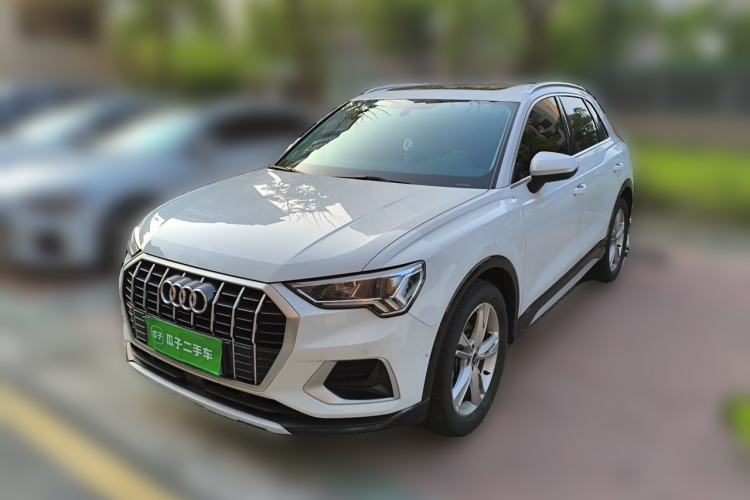 Used Audi Q3 2021 35 TFSI Fashionable and Elegant Model Guazi used car, China used car export, Used car for sale, Used  cars, Cheapest cars for sale