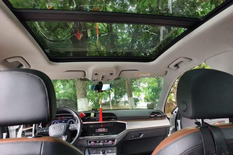 Used Audi Q3 2021 35 TFSI Fashionable and Elegant Model Headliner