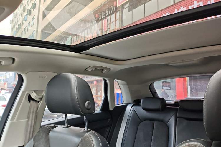 Used Audi Q3 2021 35 TFSI Progressive Dynamic Edition Headliner