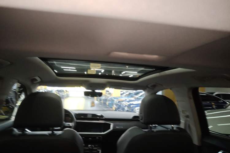Used Audi Q3 2021 35 TFSI Fashion Dynamic Model Headliner
