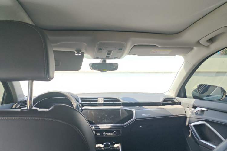Used Audi Q3 2021 35 TFSI Fashion Dynamic Model Headliner