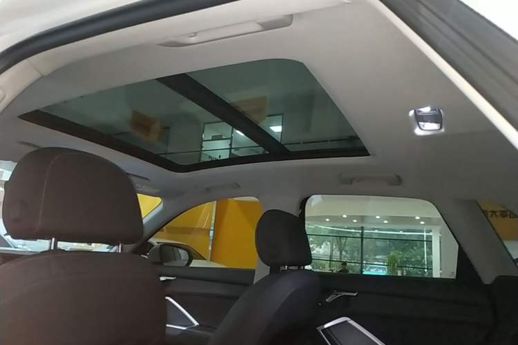 Used Audi Q3 2021 35 TFSI Advanced Style Edition Headliner