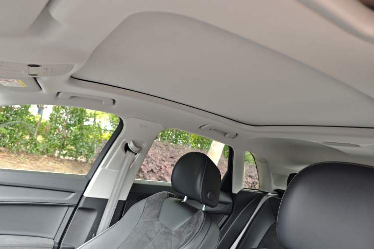 Used Audi Q3 2021 35 TFSI Fashion Dynamic Model Headliner