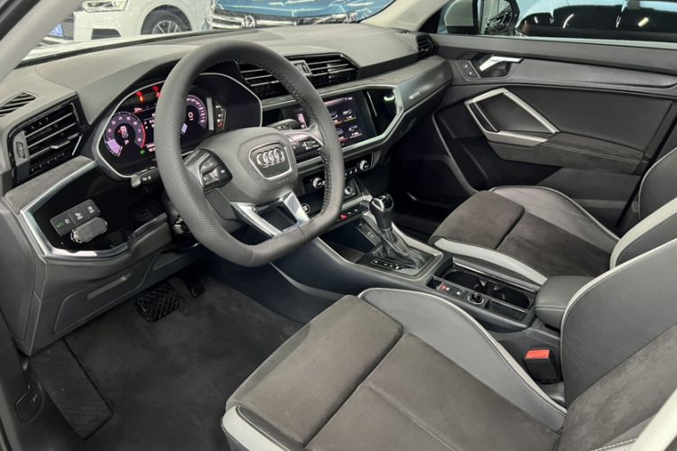 Used Audi Q3 2021 35 TFSI Fashion Dynamic Model Interior 1