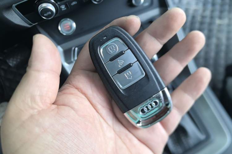 Used Audi Q3 2021 35 TFSI Progressive Dynamic Edition Interior 1