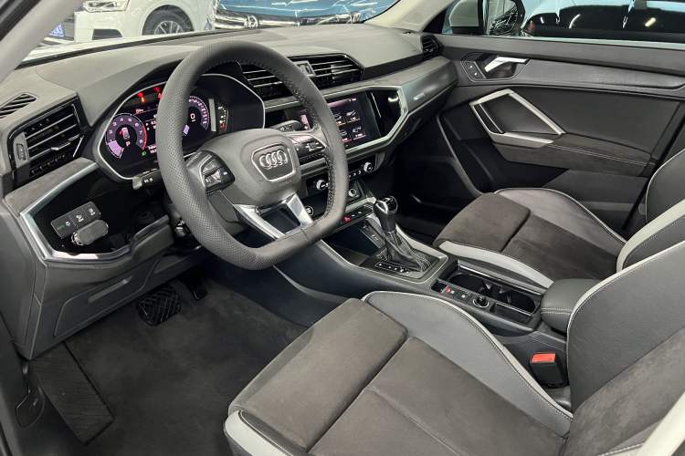 Used Audi Q3 2021 35 TFSI Fashion Dynamic Model Interior 1