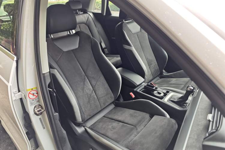 Used Audi Q3 2021 35 TFSI Fashion Dynamic Model Interior 10