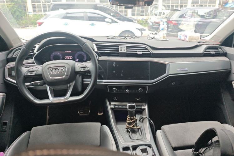 Used Audi Q3 2021 40 TFSI Fashion Dynamic Model Interior 2