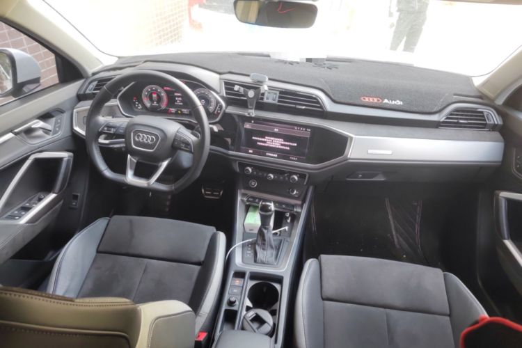 Used Audi Q3 2021 40 TFSI Fashion Dynamic Model Interior 2