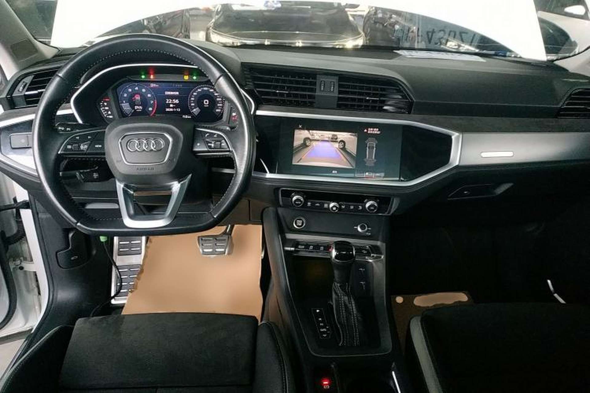 Used Audi Q3 2021 45 TFSI quattro Fashion Dynamic Model Interior 2