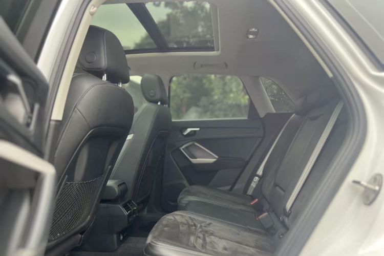 Used Audi Q3 2021 35 TFSI Progressive Dynamic Edition Interior 2