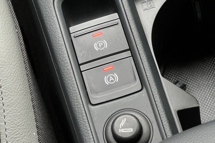 Used Audi Q3 2021 35 TFSI Progressive Dynamic Edition Interior 2