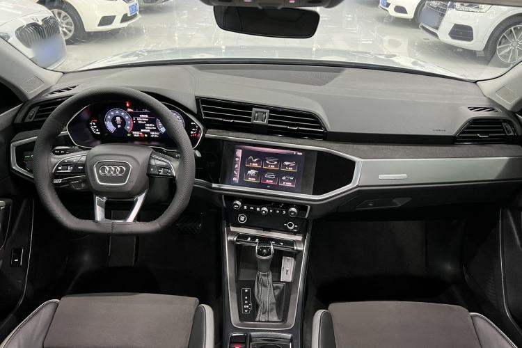 Used Audi Q3 2021 35 TFSI Fashion Dynamic Model Interior 2