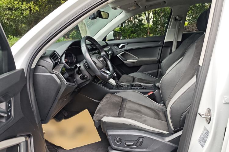 Used Audi Q3 2021 35 TFSI Fashion Dynamic Model Interior 2