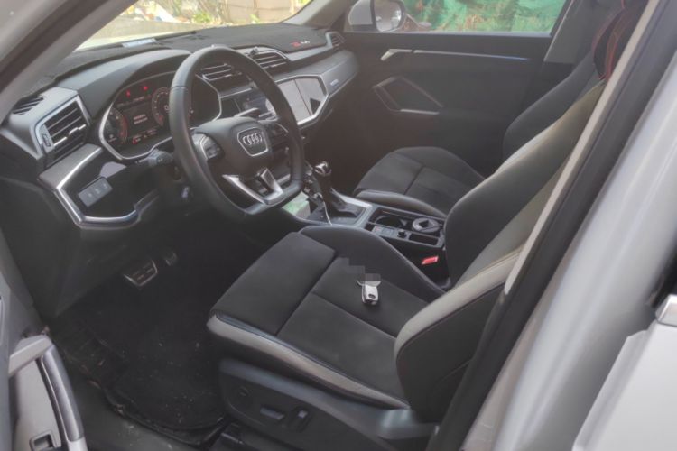 Used Audi Q3 2021 40 TFSI Fashion Dynamic Model Interior 3