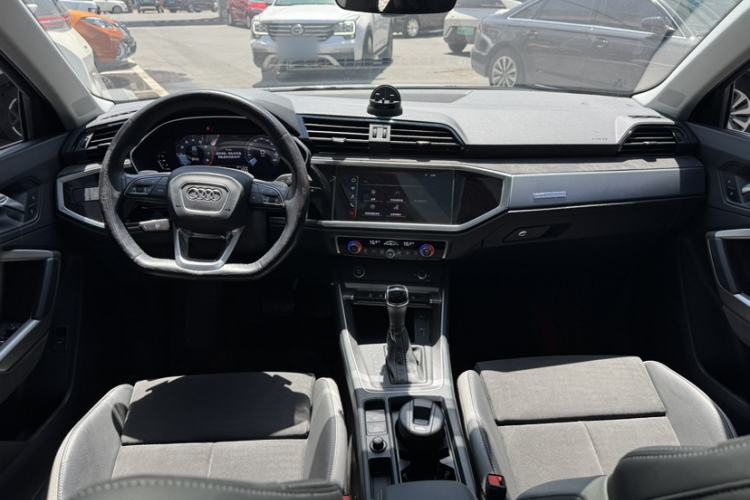 Used Audi Q3 2021 35 TFSI Fashion Dynamic Model Interior 3