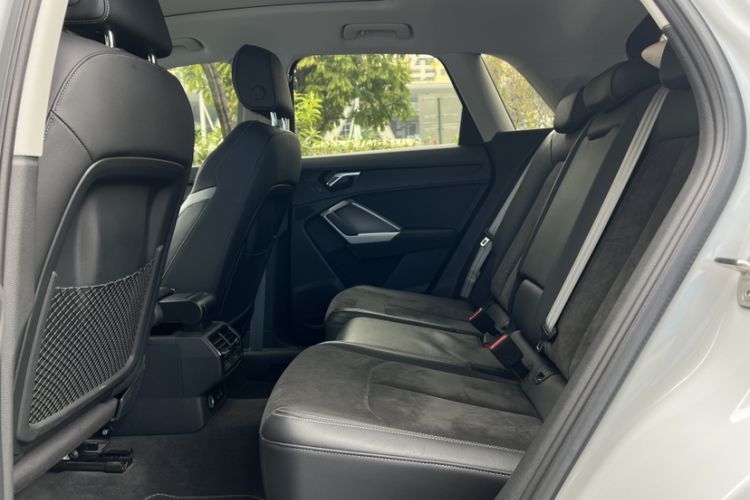 Used Audi Q3 2021 35 TFSI Progressive Dynamic Edition Interior 6