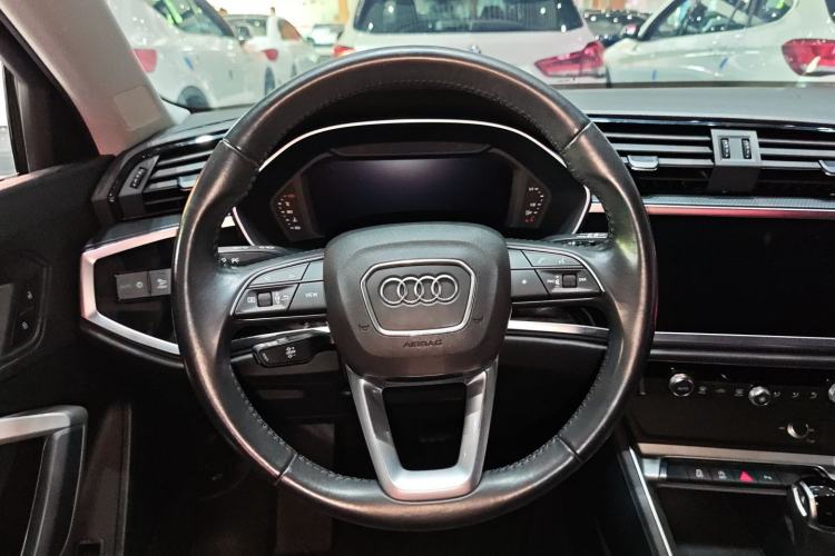 Used Audi Q3 2021 35 TFSI Advanced Style Edition Interior 7