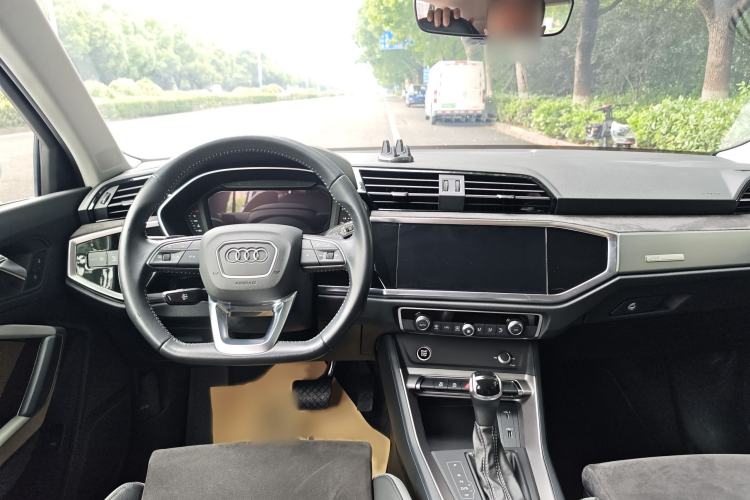 Used Audi Q3 2021 35 TFSI Fashion Dynamic Model Interior 7