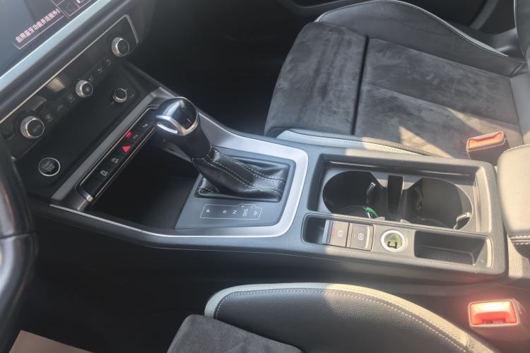 Used Audi Q3 2021 35 TFSI Fashion Dynamic Model Interior 8