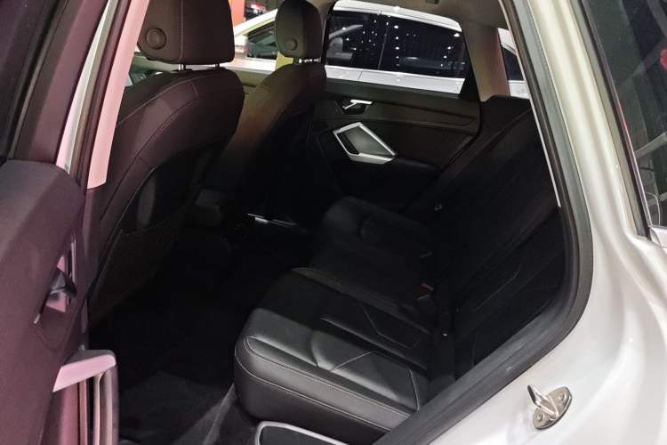 Used Audi Q3 2021 35 TFSI Advanced Style Edition Interior 8
