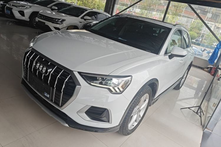 Used Audi Q3 2021 35 TFSI Fashionable and Elegant Model Guazi used car, China used car export, Used car for sale, Used Audi cars, Cheapest cars for sale