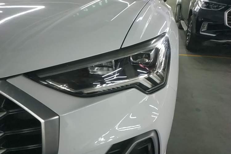 Used Audi Q3 2021 35 TFSI Fashion Dynamic Model Left Front Headlight